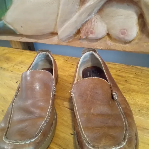Born Men's Size 10.5 Casual Leather Slip-on Shoes