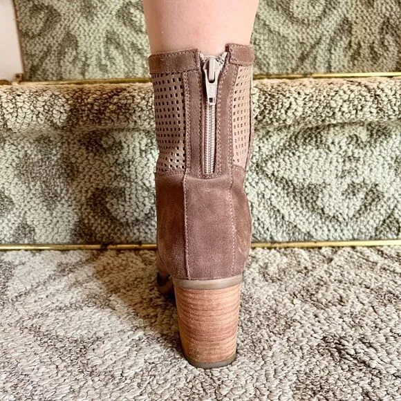 Bos. &amp; Co. Celine Suede Open Peep Toe Boots Bootie in Taupe Size 37 or 7 EEUC