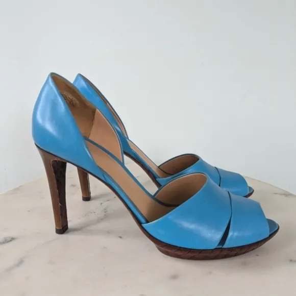 Bottega Veneta Blue Leather Peep Toe Heels