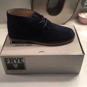 Boys NWT Frye boots