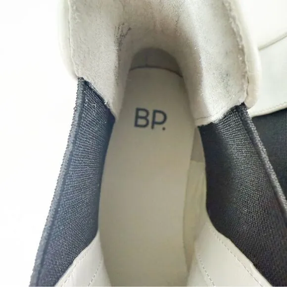 BP. Women's White Chelsea Platform Lug Sole Boots Chunky | Size 6