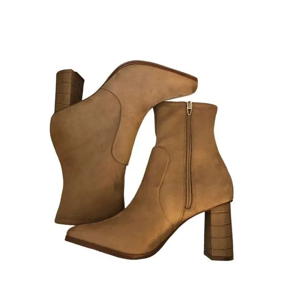 Brand New Dolce Vita Petya Boots Stella Suede Size 9.5