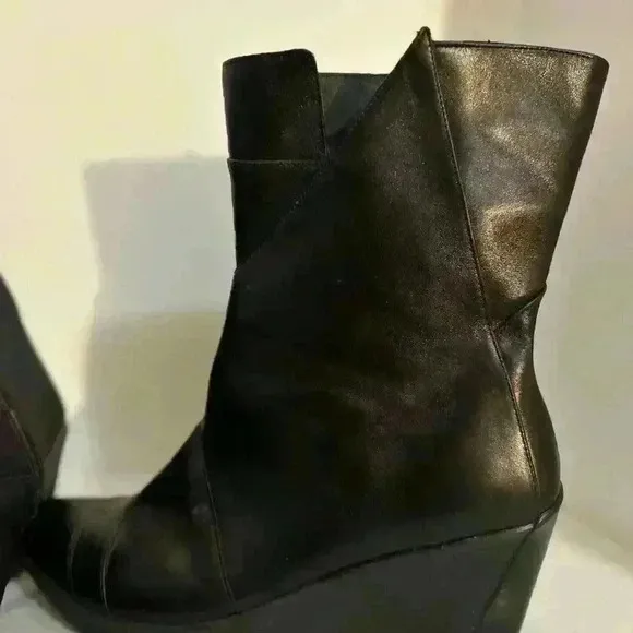 Brand new Noat Leather Wedge Heel Boots NWOT