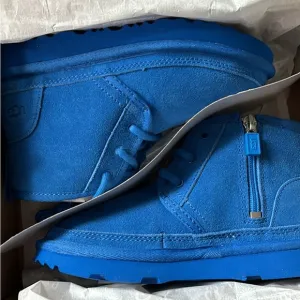 BRAND NEW Ugg Neumel ll boots blue high top