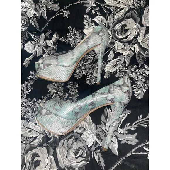 BRIAN ATWOOD Gorgeous Snake Peep Toe Pumps with Hidden Platform 7.5
