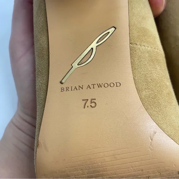 Brian Atwood Kendal Suede Block Heel Sz 7.5 Camel