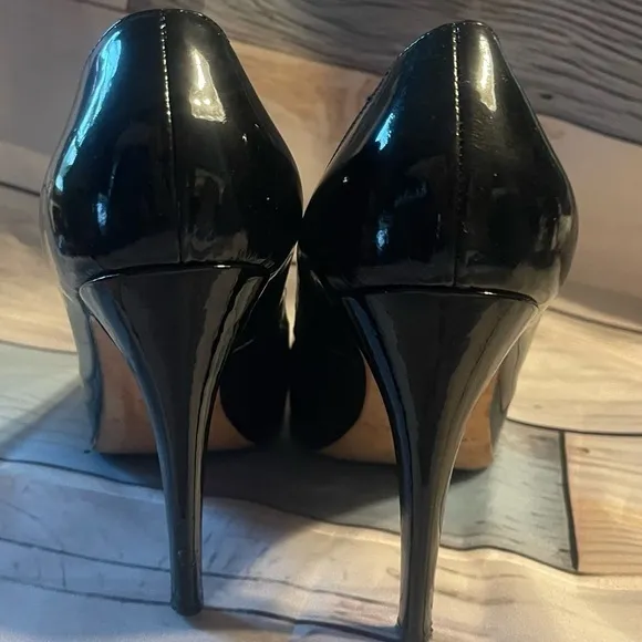Brian Atwood Patent Leather Pump Stiletto Heels EU Sz (39) US Woman’s Sz 8 EUC