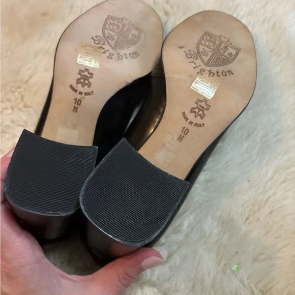 Brighton Women's Black and Brown Leather Loafers size 10
