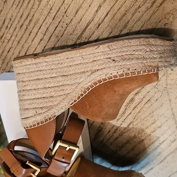 Brown Suede Espadrille Wedge Platforms Sandals Size 7.5 Marc Fisher