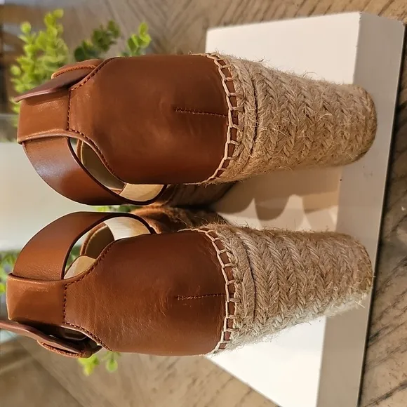 Brown Suede Espadrille Wedge Platforms Sandals Size 7.5 Marc Fisher