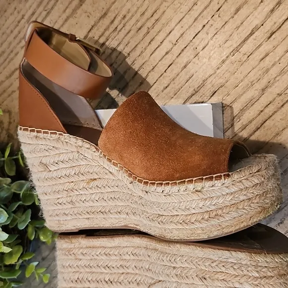 Brown Suede Espadrille Wedge Platforms Sandals Size 7.5 Marc Fisher