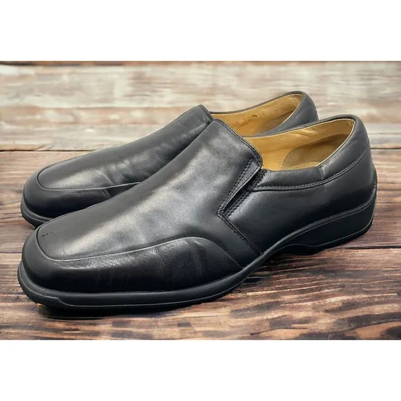 Bruno Magli ASHTON Black Leather Driving Loafers Mens Size 9 Shoes Fast Ship
