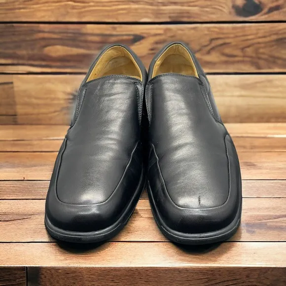 Bruno Magli ASHTON Black Leather Driving Loafers Mens Size 9 Shoes Fast Ship