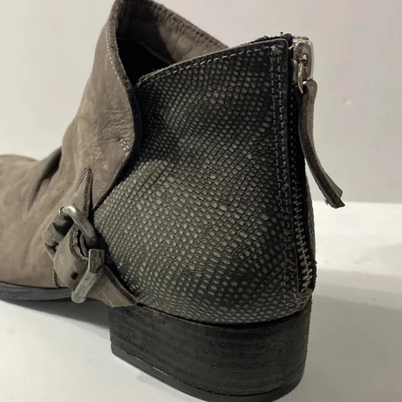 Bueno &quot;NWOB&quot; Maude Grey/Brown Nubuck Snake Embossed Boots Size 7.5