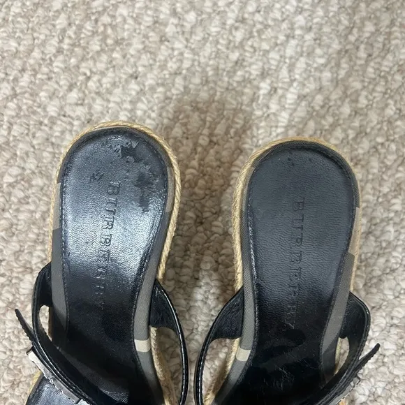 Burberry Nova Check Plaid Wedge Espadrille Sandals Size 39 Black