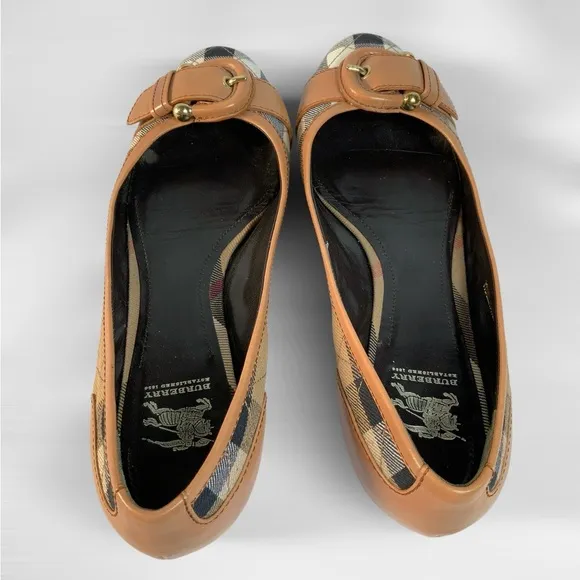 Burberry Quilted Novacheck Canvas with Leather Buckle Flat Shoes Size 39