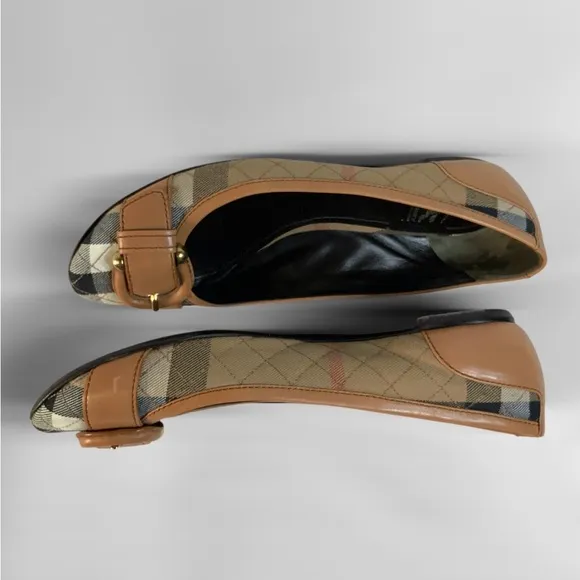 Burberry Quilted Novacheck Canvas with Leather Buckle Flat Shoes Size 39