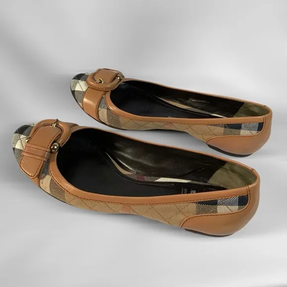 Burberry Quilted Novacheck Canvas with Leather Buckle Flat Shoes Size 39