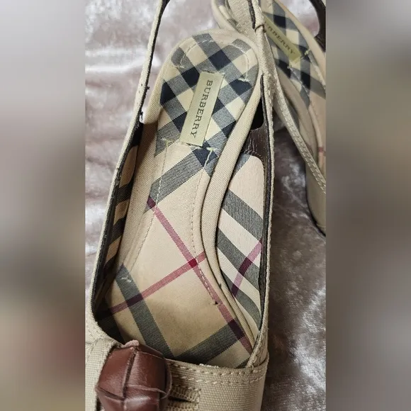 Burberry Women's Beige Peep-Toe Heels