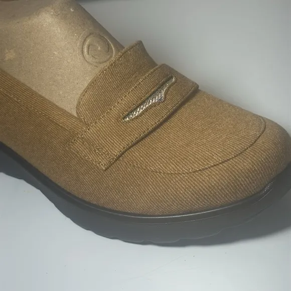 BZees For Lifestride Womens Gamma Slip-On Loafers - Medium &amp; Wide Width