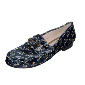 Cabi Carnaby Velvet Blue Loafers Shoes style# 6005 Yellow Flowers Christmas 7M