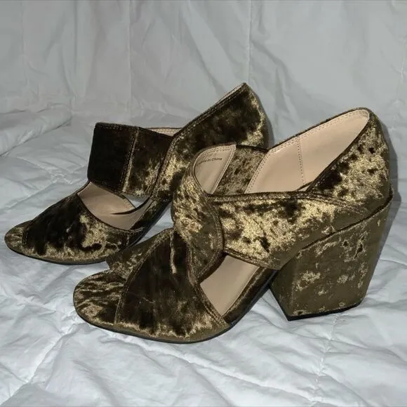 Cabi Interlock Chunky Block Heels Green Shoes size 7