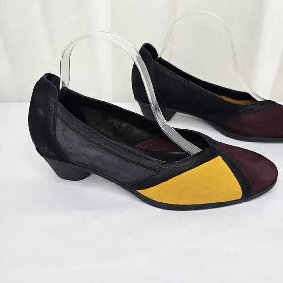 Cache Suede Color Block Heels Size 41 Black, Burgundy, and Yellow