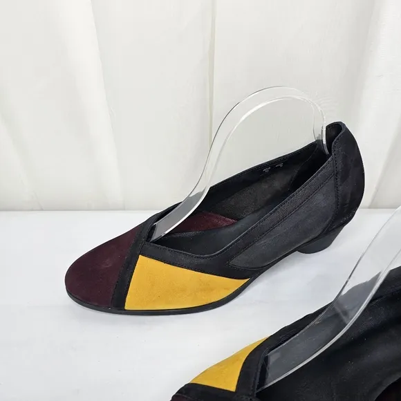 Cache Suede Color Block Heels Size 41 Black, Burgundy, and Yellow