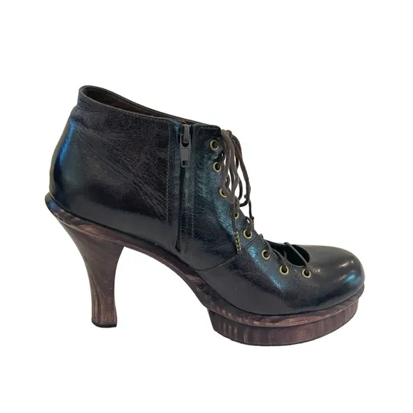 Calleen Cordero Tigo Leather and Wood Platform Boot