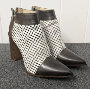 Capezzani Brown White Leather Heel Boots Womens Size 38