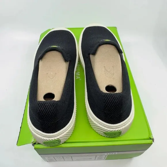 Cariuma Unisex Ibi Slip-On Casual Sneaker Shoes Round Toe Black Knit Size 4/5.5