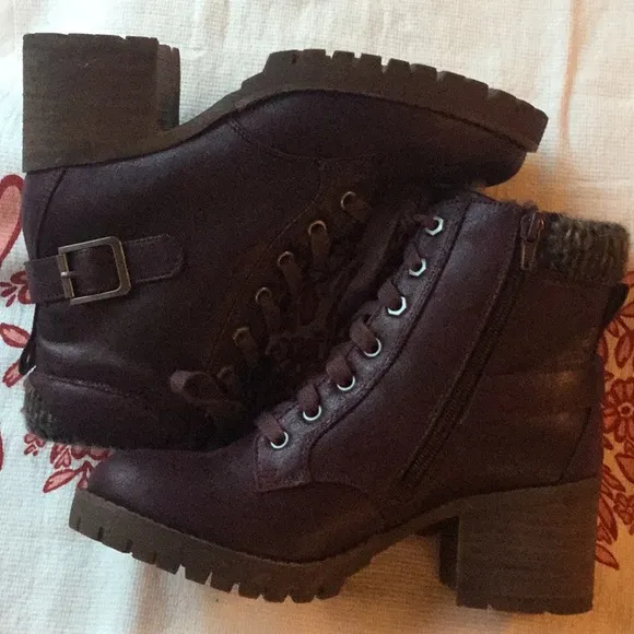 CARLOS SANTANA BOOTS- NWOT - NWOB  🥾🥾🥾🥾🥾🥾🥾