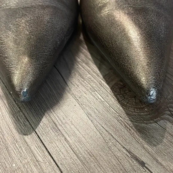 Carlos Santana Stiletto Boots w/ Buckle. Size 8.