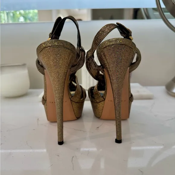 Casadei Gold Knottrd Lame Strappy Platform Stilettos Sz 6.5