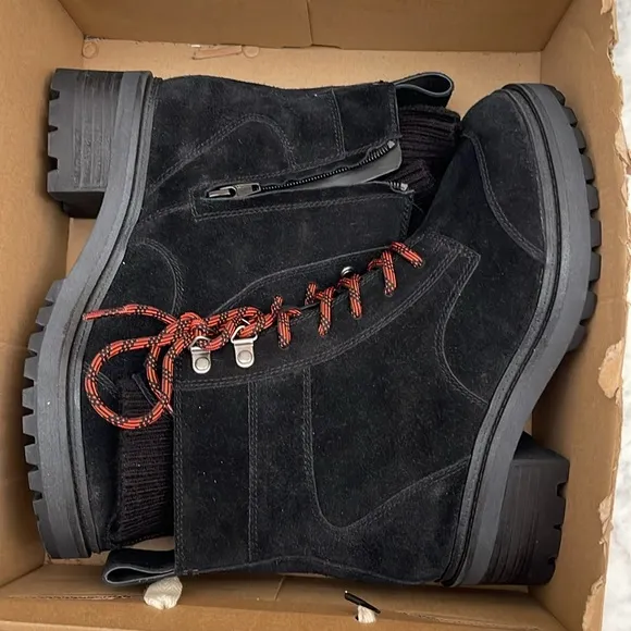 Chance black su boots size : 7.5