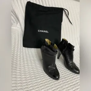 Chanel heel boots