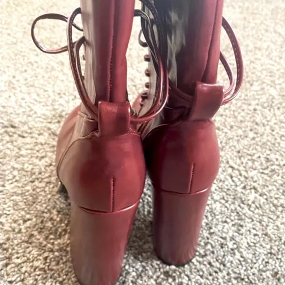 Chase &amp; Chloe Platform Boots
