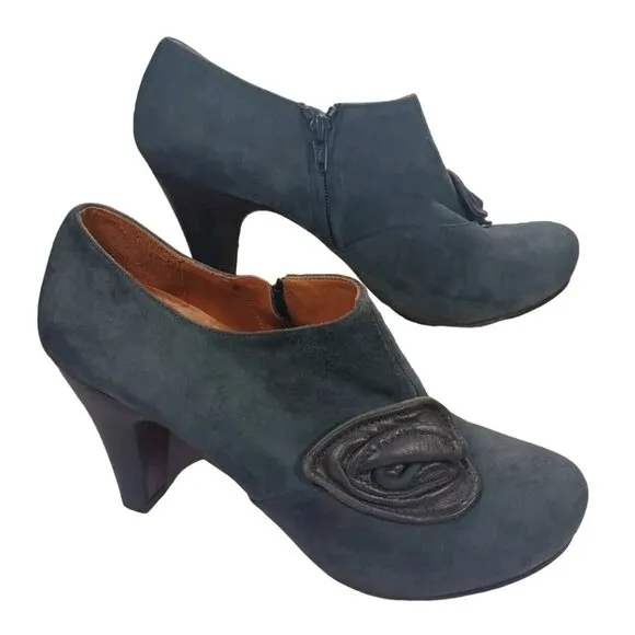 CHIE MIHARA SHOES CAROSA BOOTIES GRAY SUEDE HIDDEN PLATFORM ANKLE BOOTS …