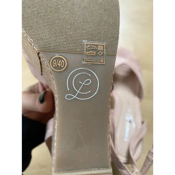 CHINESE Laundry &quot;Ellia&quot; wedge suede blush sandals Womens NEW