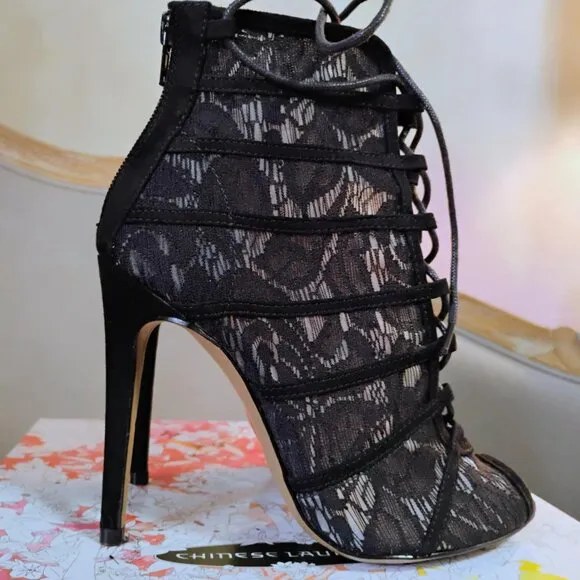 Chinese Laundry &quot;Jingle&quot; lace peep toe stiletto bootie, size 6.5, like new!