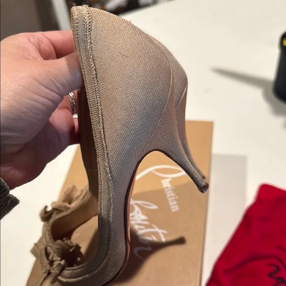 🪩Christian Louboutin Beige Peep Toe Heels Miss Caroline