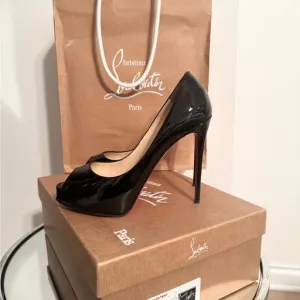 Christian Louboutin Black very privé Peep-Toe Heels