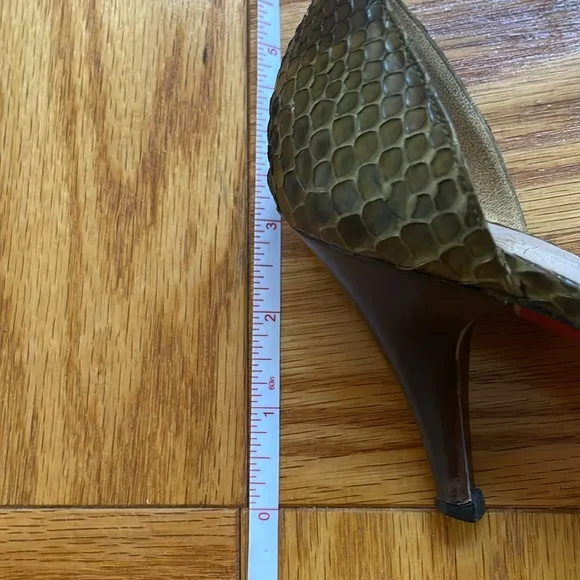 Christian Louboutin stiletto in peach  and khaki snake leather