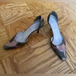 Christian Louboutin stiletto in peach  and khaki snake leather
