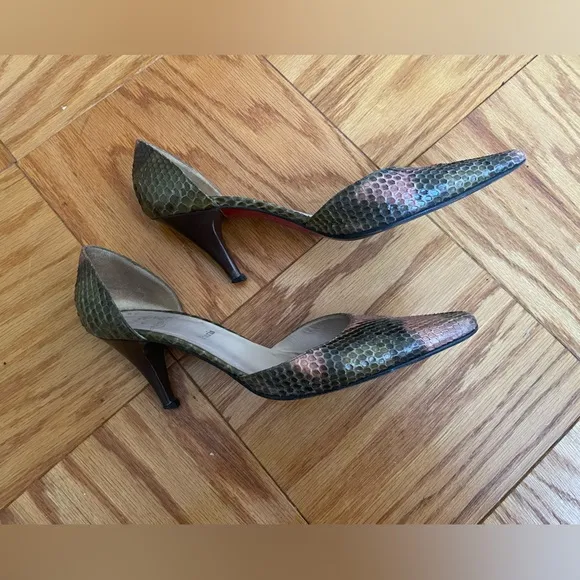 Christian Louboutin stiletto in peach  and khaki snake leather