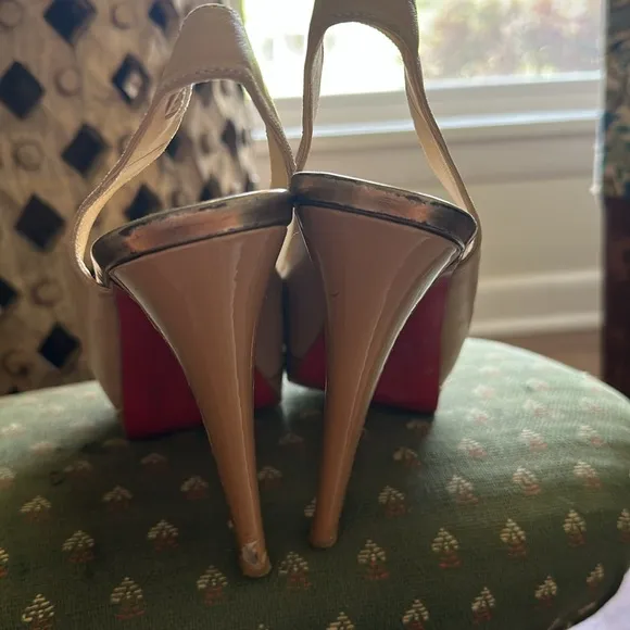 Christian Louboutin VERY CROISE 140 Beige Lt Brown Nude Leather Shoes