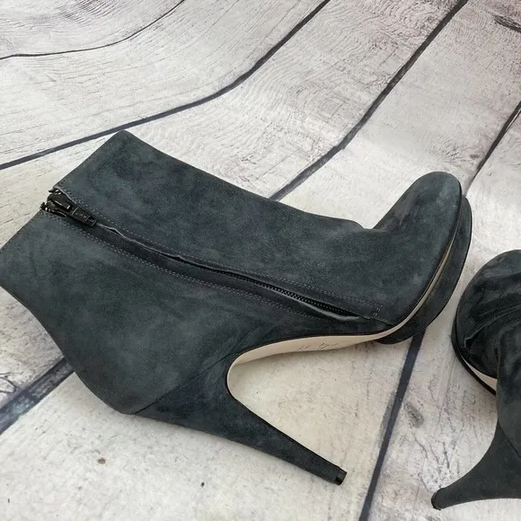 Chuckies New York Suede‎ Gray Platform Boots Womens Size 38, 7 Made In Italy
