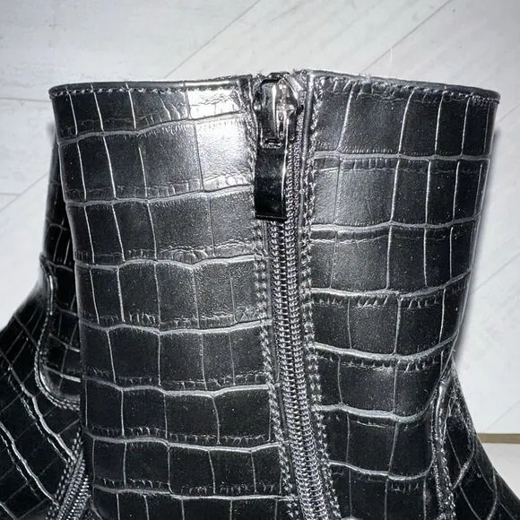 Chunky Platform Black Crocodile Style Boots Side Zipper Women Size 7 90's Style‎