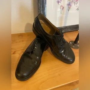 Churchill Bench Made in England | Wingtip Lace Up Mens Dress Shoes | Size 9