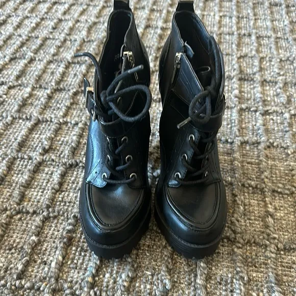 Circus By Sam Edelman Black Ankle Boots with Chunky Heel Size 7